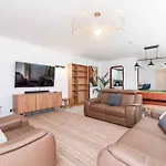 Casa Lily