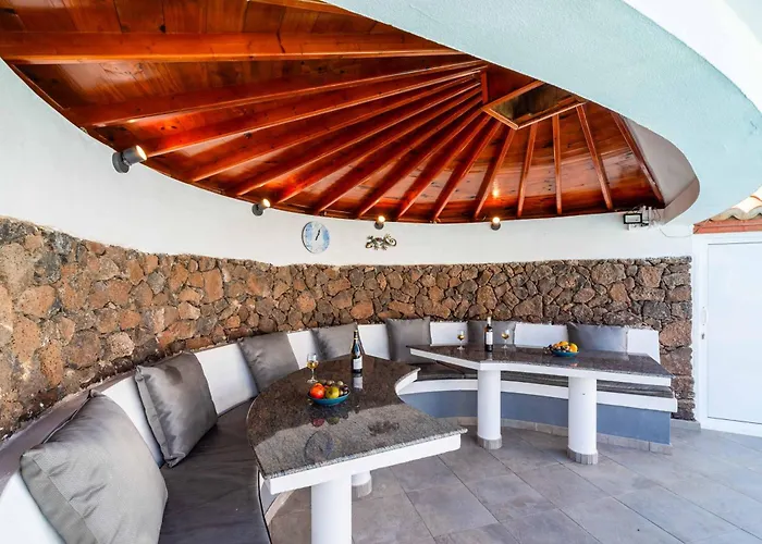 Casa Lily فيلة بلايا بلانكا